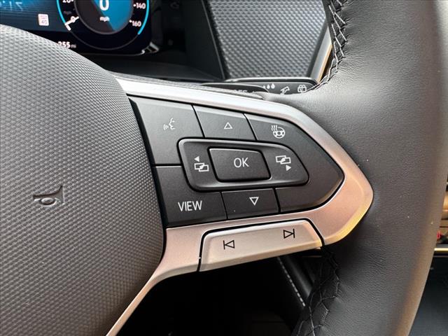 2025 Volkswagen Atlas Cross Sport SEL R-Line Black 4Motion