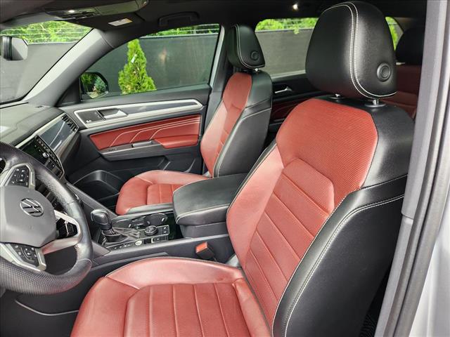 2022 Volkswagen Atlas Cross Sport V6 SEL Premium R-Line 4Motion