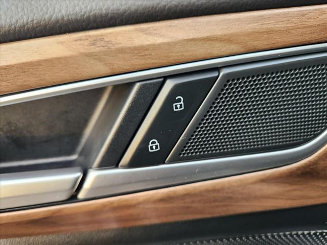 2024 Volkswagen Atlas SE 4Motion