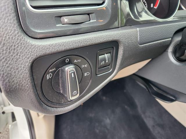2018 Volkswagen Golf TSI SE