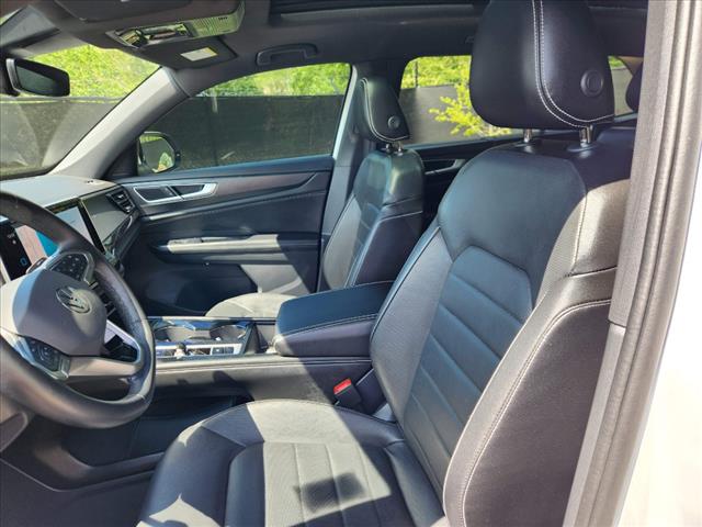 2024 Volkswagen Atlas Cross Sport SEL R-Line 4Motion