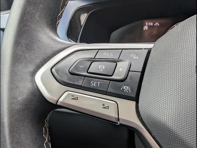 2024 Volkswagen Taos SE 4Motion