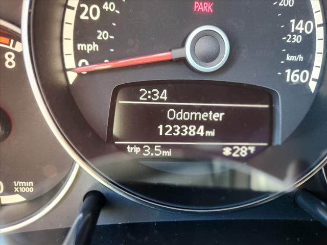 2013 Volkswagen Beetle 2.0T TURBO W/SUN/