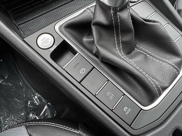 2025 Volkswagen Jetta SEL