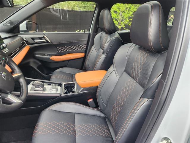 2024 Mitsubishi Outlander SEL