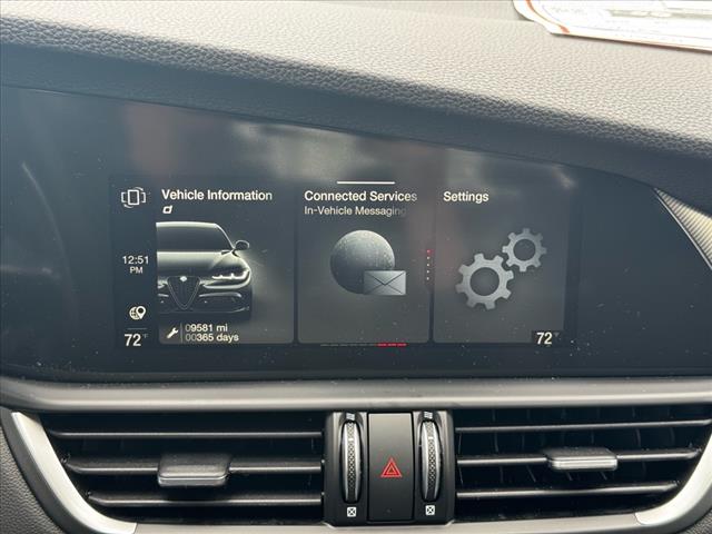 2025 Alfa Romeo Giulia Base
