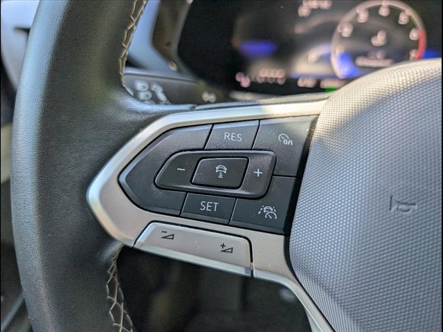 2024 Volkswagen Taos SE 4Motion