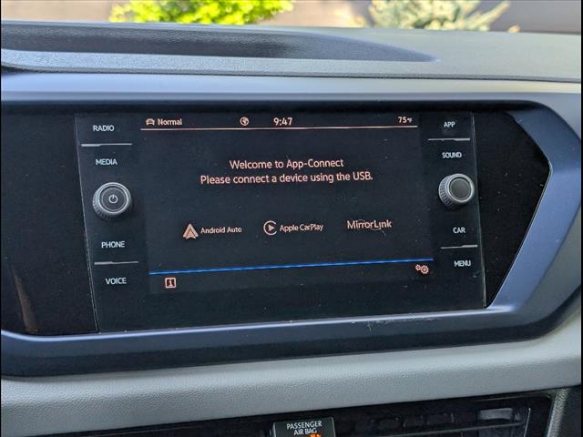 2022 Volkswagen Taos SE 4Motion