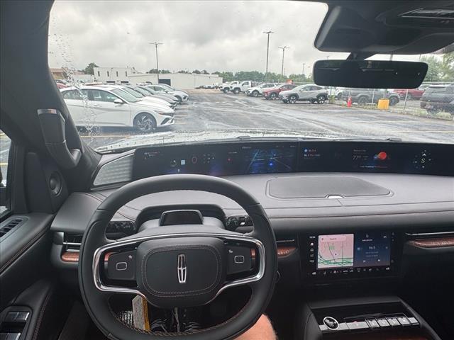 2025 Lincoln Navigator Black Label