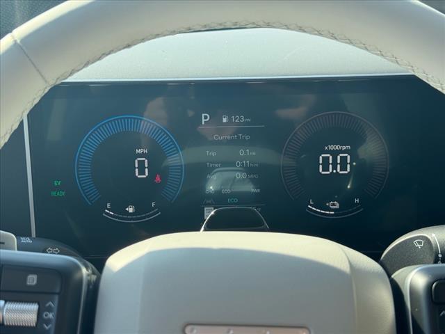 2025 Hyundai SANTA FE Hybrid SEL