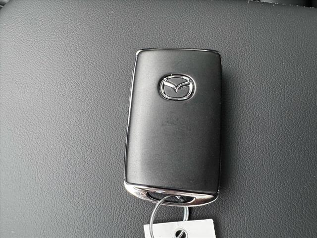 2025 Mazda Mazda3 Hatchback 2.5 S Select Sport
