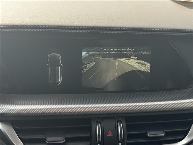 2025 Alfa Romeo Stelvio Base