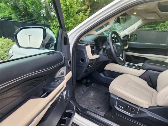 2024 Ford Expedition Platinum