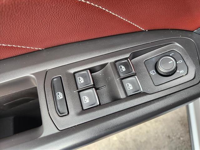 2022 Volkswagen Atlas Cross Sport V6 SEL Premium R-Line 4Motion
