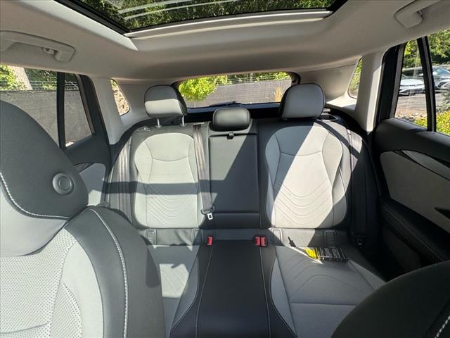 2025 Volkswagen Tiguan SE 4Motion
