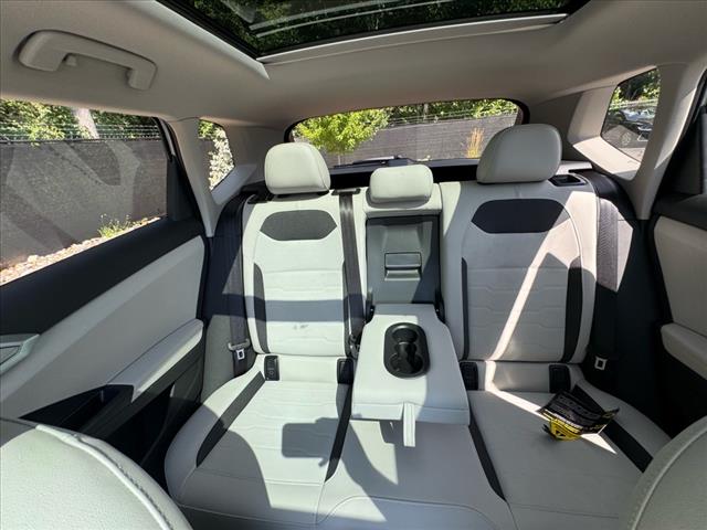 2025 Volkswagen Taos SE 4Motion