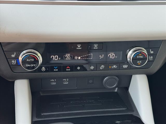 2025 Mitsubishi Outlander SEL Platinum Edition