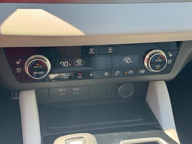 2025 Mitsubishi Outlander SEL Platinum Edition