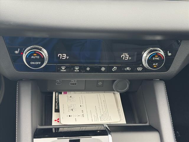 2025 Mitsubishi Outlander PHEV SE