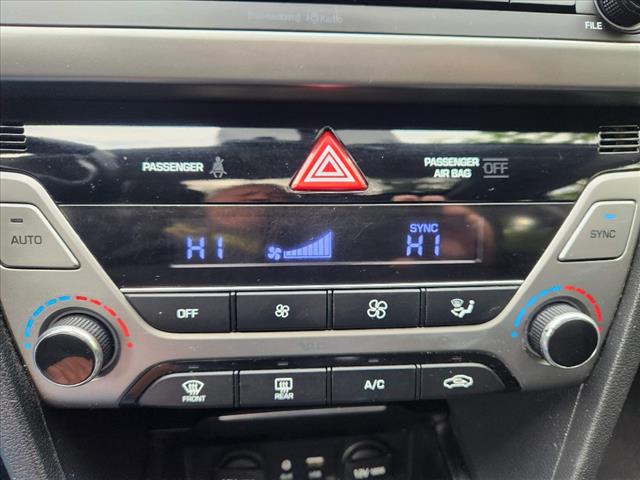 2017 Hyundai ELANTRA Value Edition