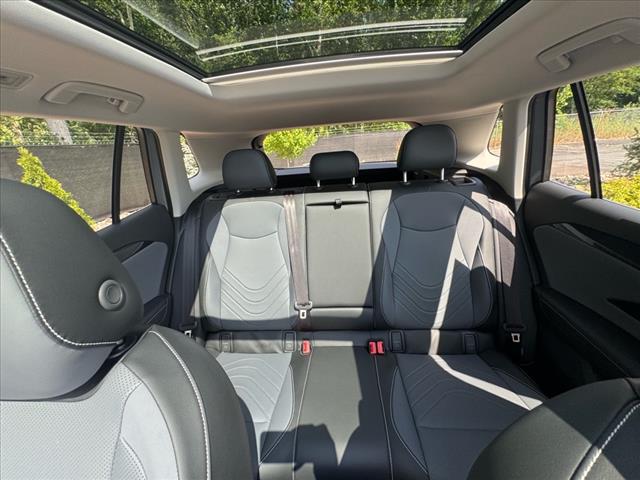 2025 Volkswagen Tiguan SE 4Motion