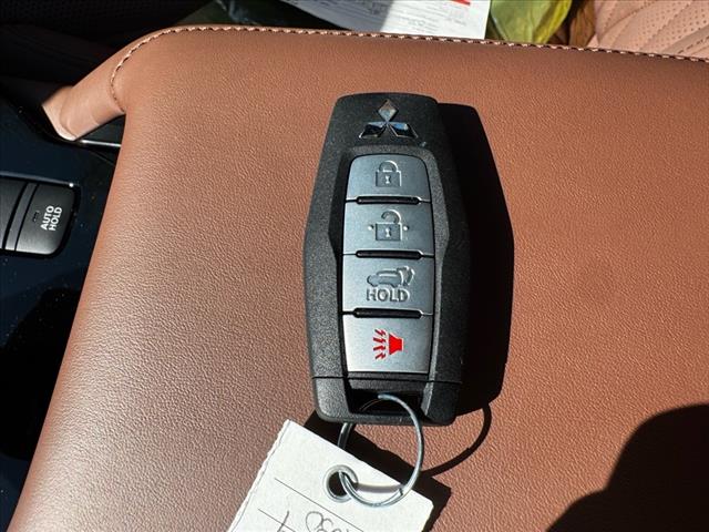 2025 Mitsubishi Outlander SEL