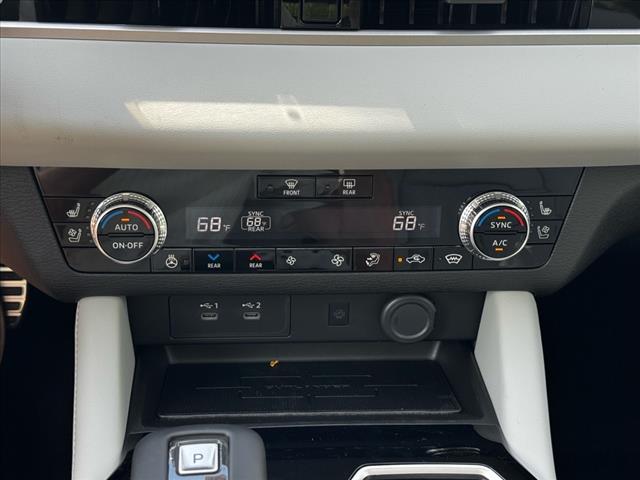 2025 Mitsubishi Outlander SEL
