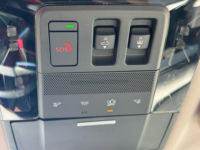 2025 Mitsubishi Outlander SEL Platinum Edition