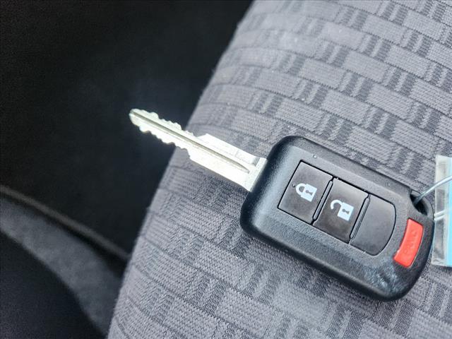 2018 Mitsubishi Mirage ES