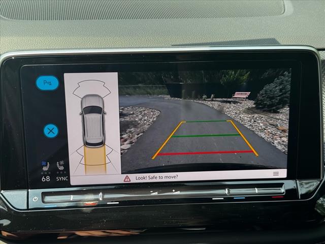 2025 Volkswagen Atlas Cross Sport SEL 4Motion