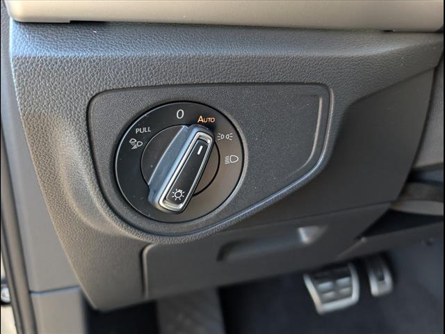 2022 Volkswagen Atlas Cross Sport V6 SEL Premium R-Line 4Motion