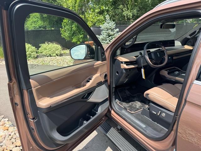 2025 Lincoln Navigator L Black Label