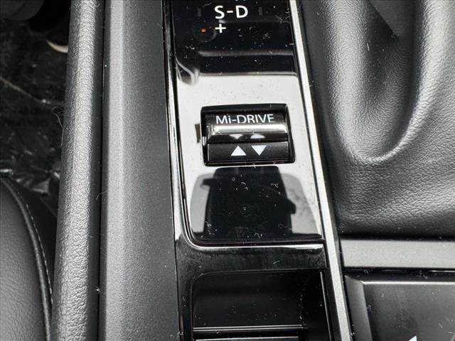 2025 Mazda CX-50 Hybrid Premium