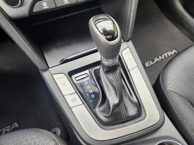 2017 Hyundai ELANTRA Value Edition