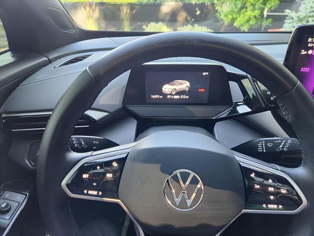 2023 Volkswagen ID.4 Pro S Plus w/ VW Sound