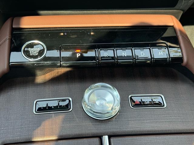 2025 Lincoln Navigator L Reserve