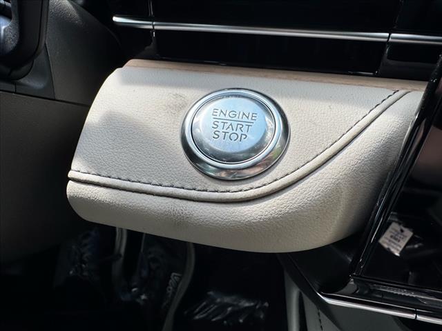 2025 Lincoln Nautilus Reserve
