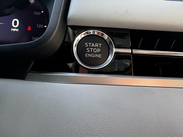 2025 Mitsubishi Outlander SEL Platinum Edition