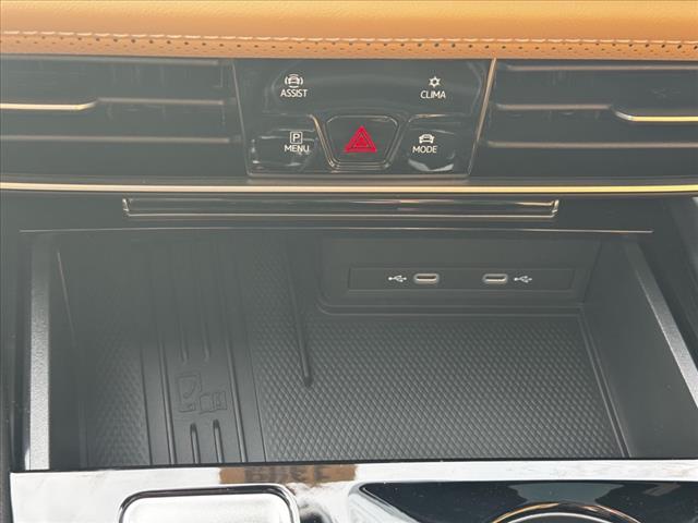 2025 Volkswagen Atlas Cross Sport SEL R-Line Black 4Motion