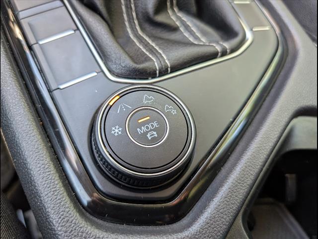 2024 Volkswagen Taos SE 4Motion