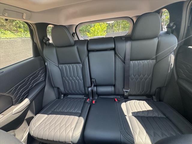 2025 Mitsubishi Outlander SEL