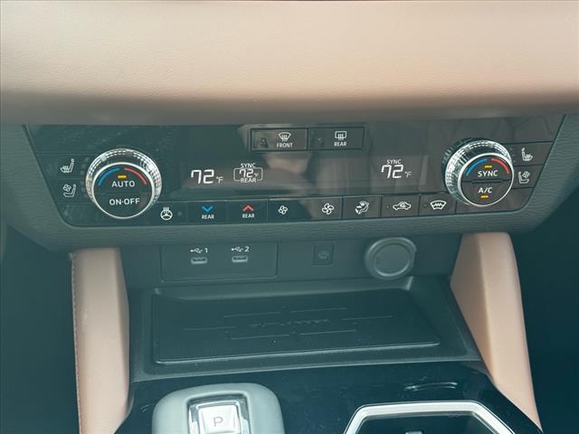 2025 Mitsubishi Outlander SEL