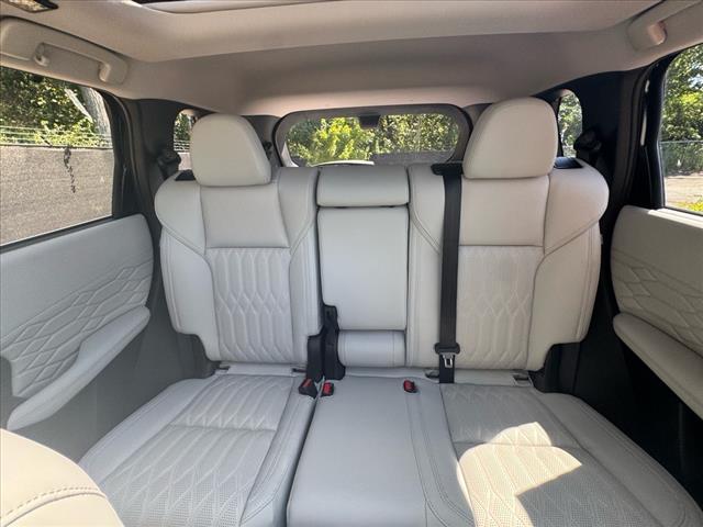 2025 Mitsubishi Outlander SEL Platinum Edition