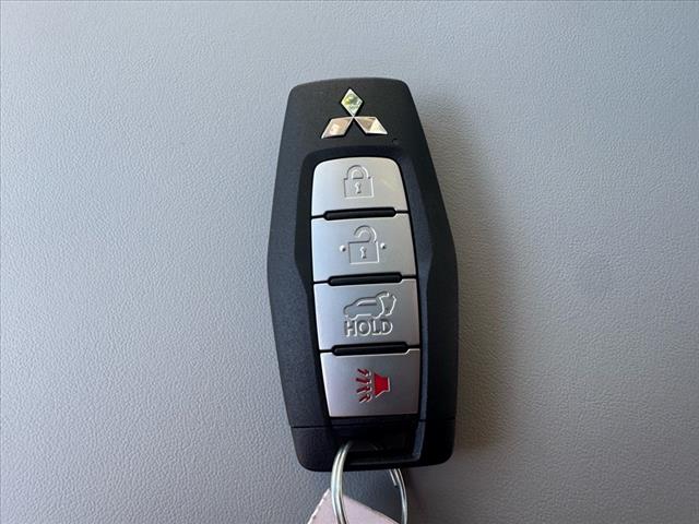 2025 Mitsubishi Outlander SEL Platinum Edition