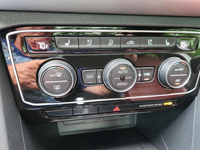 2022 Volkswagen Atlas Cross Sport V6 SEL Premium R-Line 4Motion