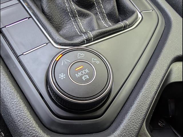 2022 Volkswagen Taos SE 4Motion