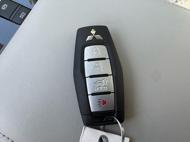 2025 Mitsubishi Outlander SEL Platinum Edition