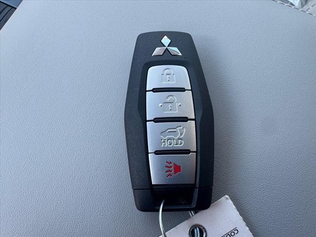 2025 Mitsubishi Outlander SEL Platinum Edition