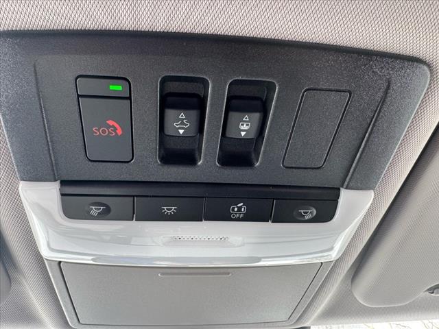 2025 Mitsubishi Outlander PHEV SE