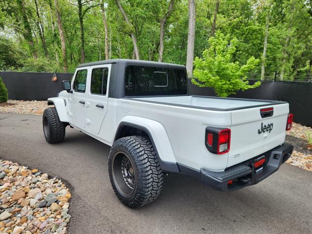2023 Jeep Gladiator Overland